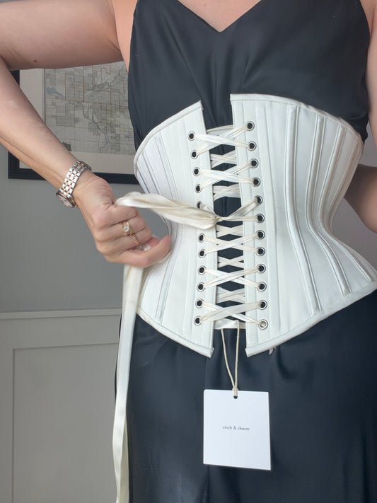 Margarita Underbust Corset (White)